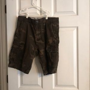 Men’s cargo shorts